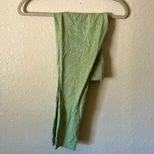 Lululemon size 6 fast and free leggings.